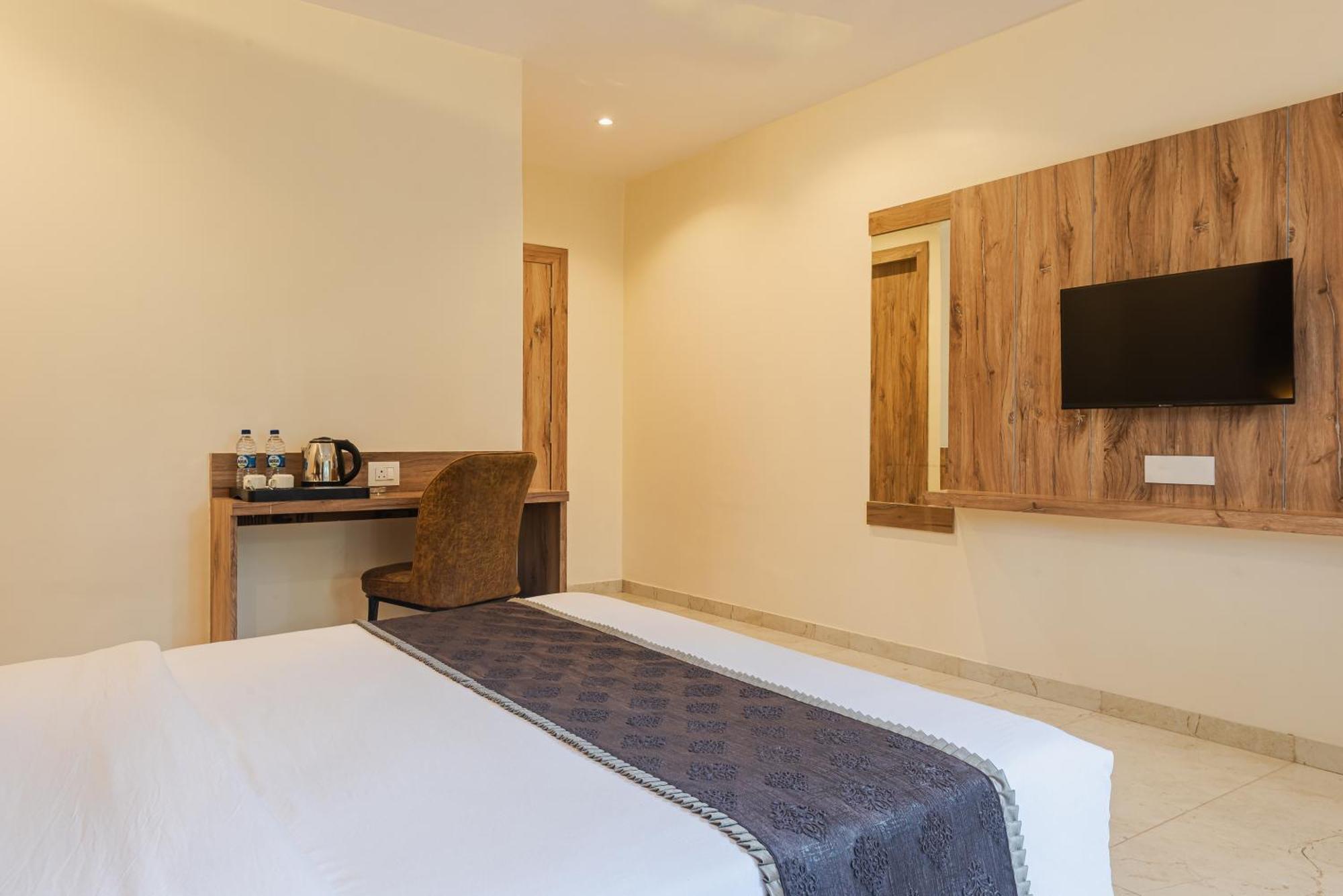 Hotel Silver Park Mumbai  Buitenkant foto