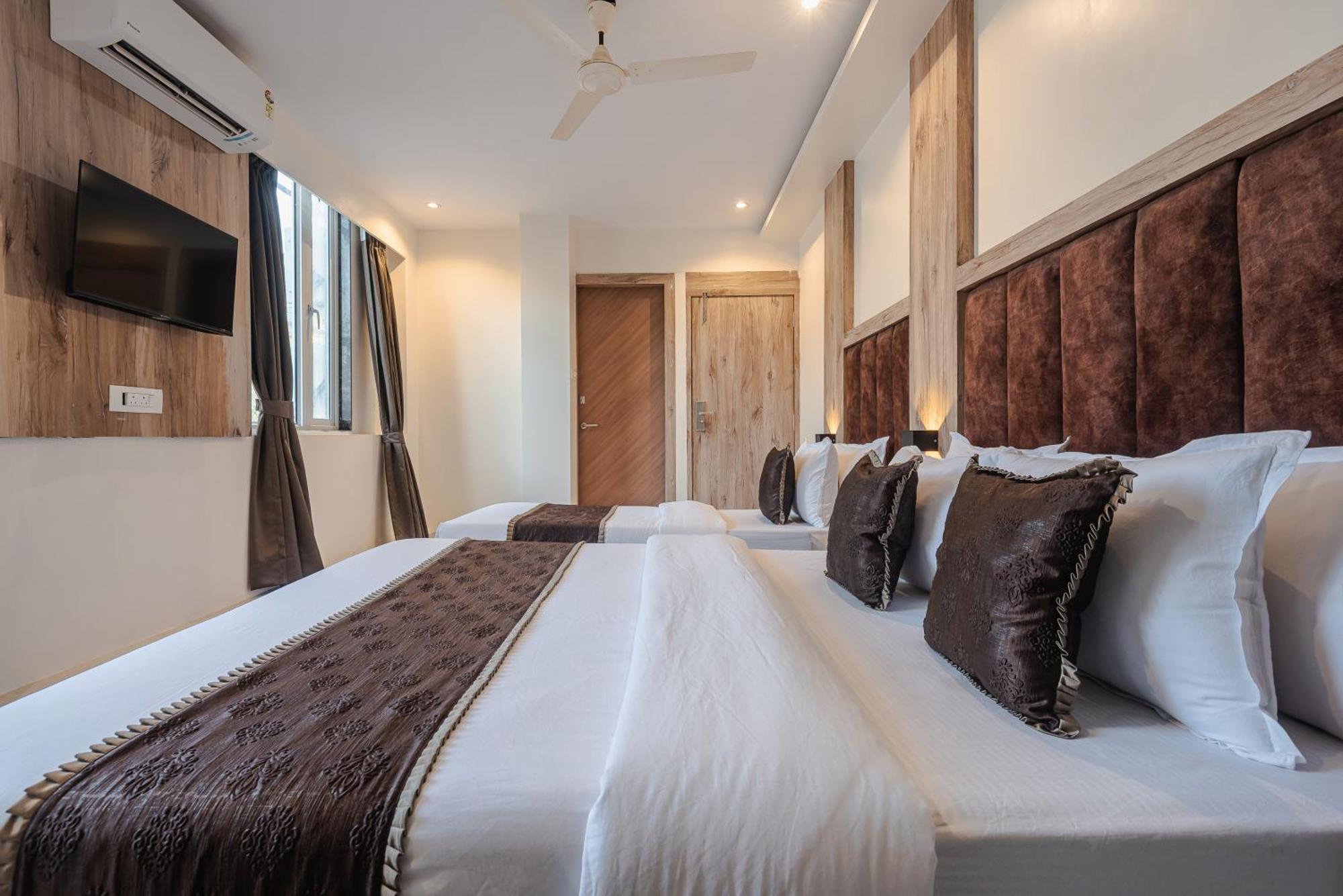 Hotel Silver Park Mumbai  Buitenkant foto